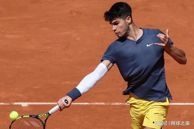 仅反映出青 仅反映出青