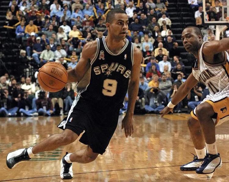 钢琴与木吉 钢琴与木吉